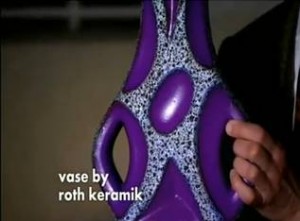 Cracking Antiques - Roth Keramik Vase Fat Lava Guitar Purple