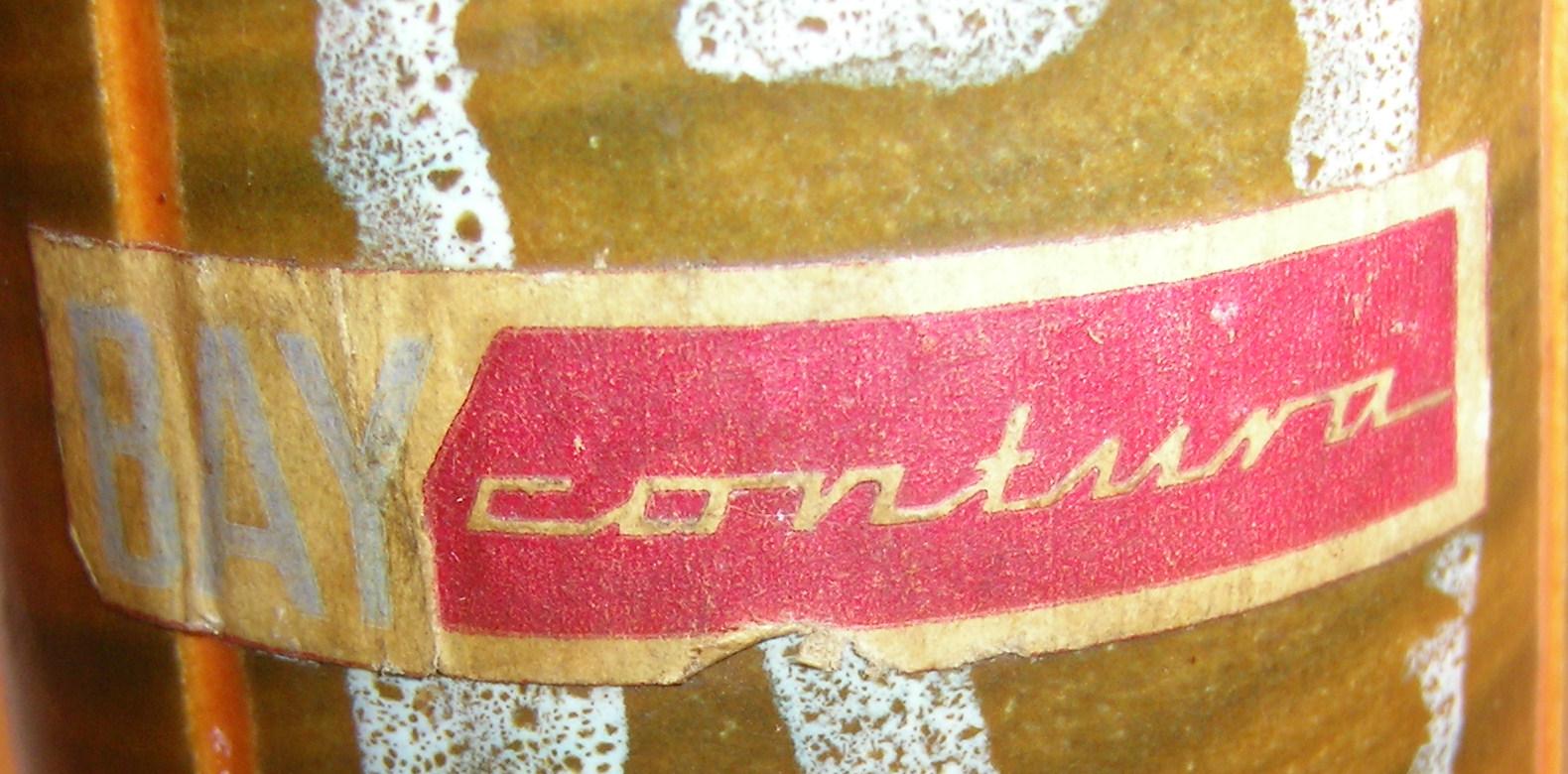 Bay Contura Label