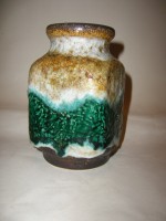 D & B 600-14 Green Fat Lava Pottery Vase