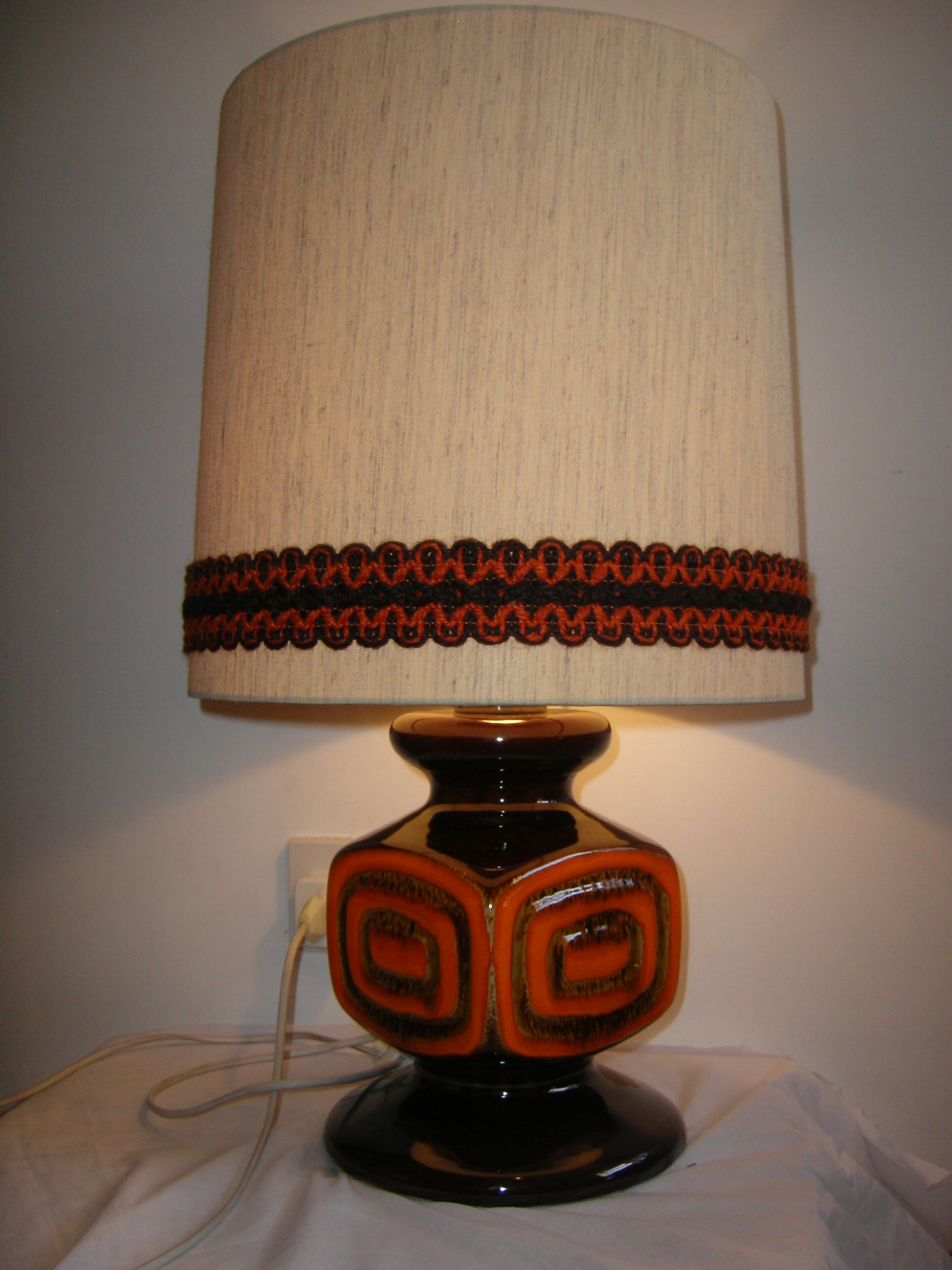 D & B - Unmarked Lamp Fat Lava Orange West German