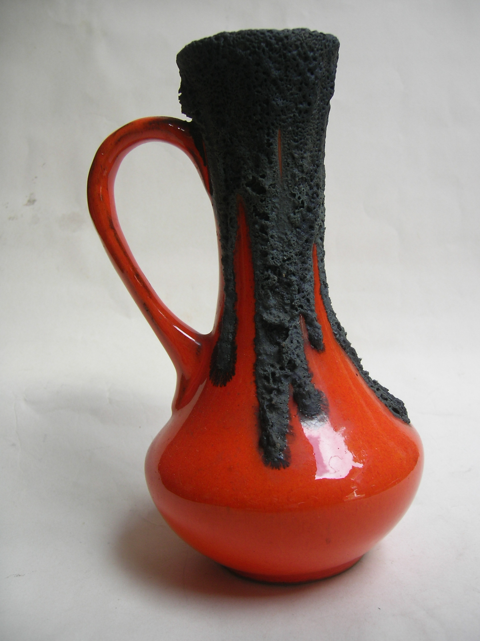 Roth 106-20 Orange and Black West German Vat Lava Vase