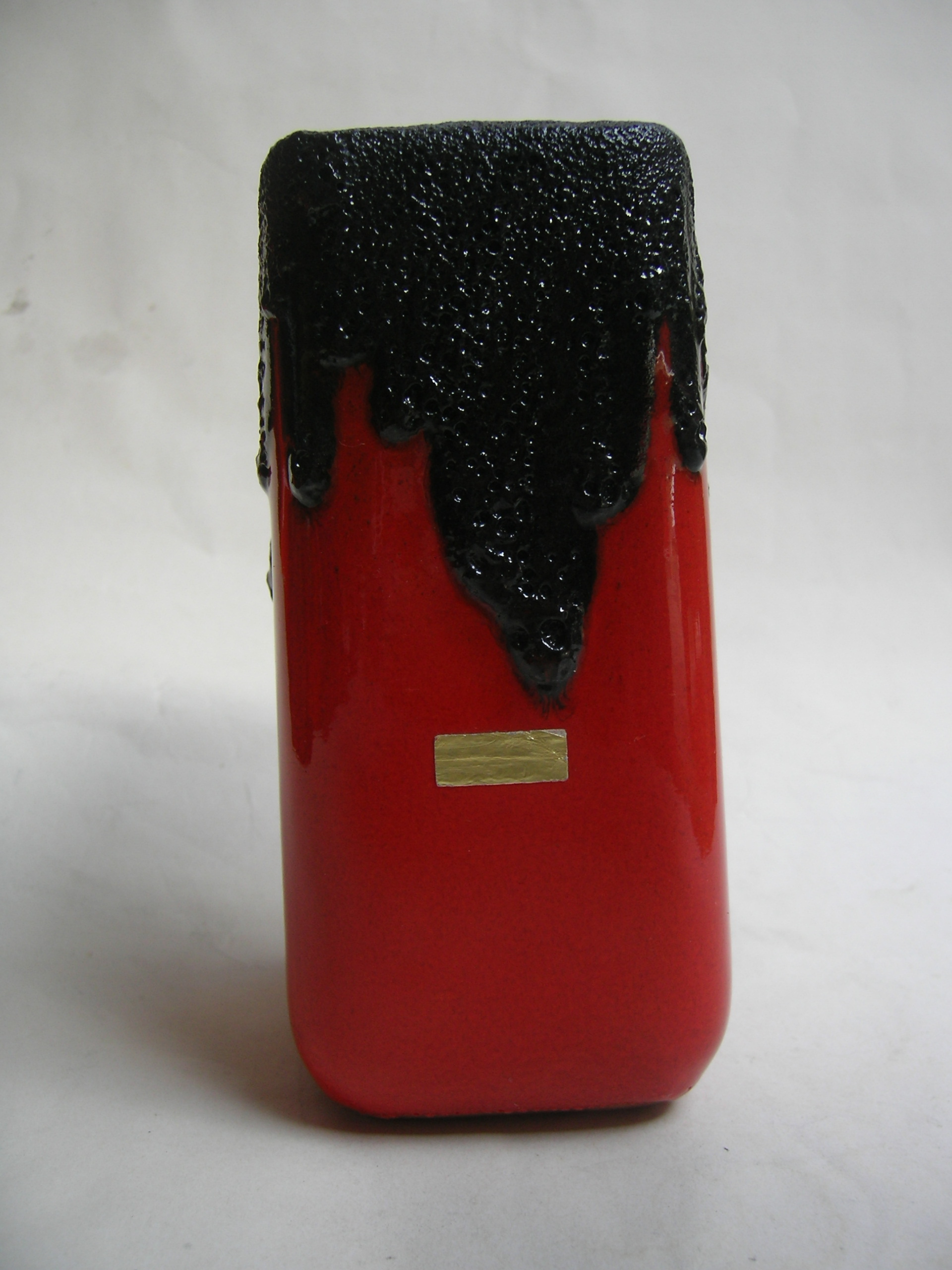 Roth - Unmarked red and Black West German Lava Vase